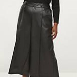 Leather Wide leg Crop